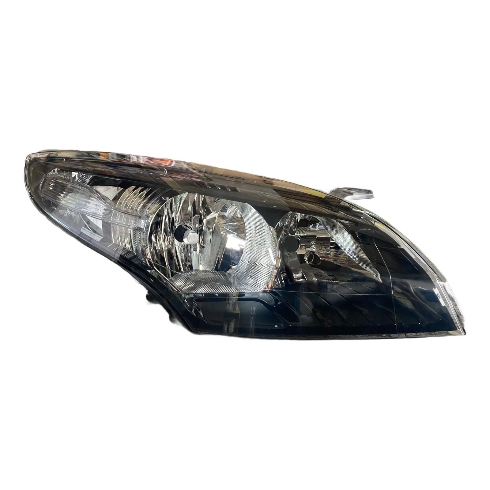 Renault Megane III 2010-2013 Komple Siyah Sağ Far 260102212R/ 260102973R/ 260103617R