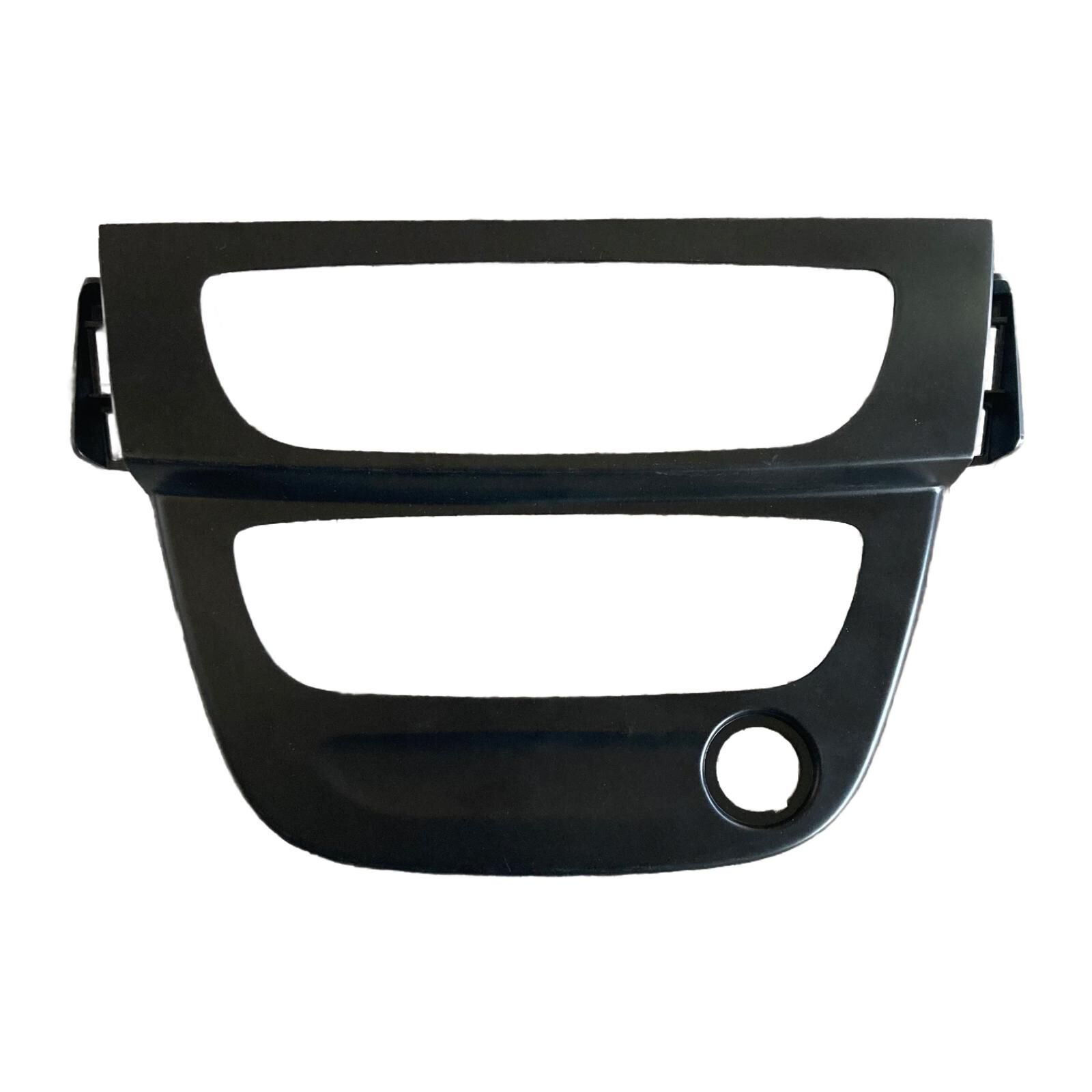 Renault Megane III / Fluence Radyo Teyp Göstergesi 682601753R/ 682605490R/ 682601253R