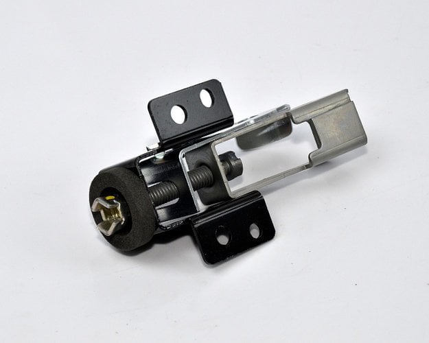 Renault Kango Stepne Kilidi 7700303462