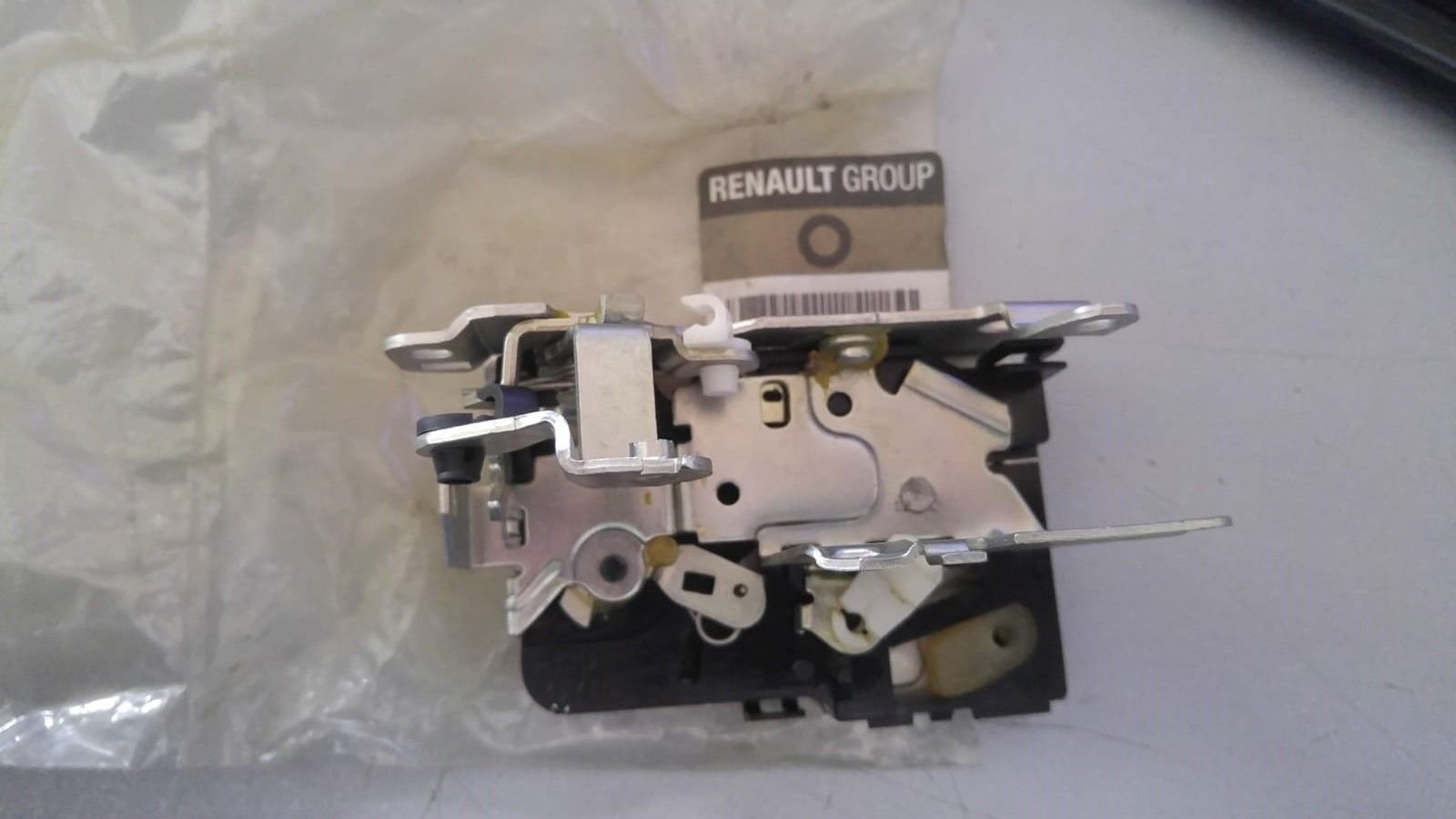 Renault Megane 1 Clio Sağ Arka Kapı Kilidi 7701469941