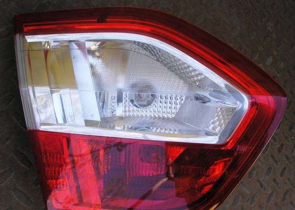 RENAULT FLUENCE STOP LAMBASI SOL İÇ 265550041R