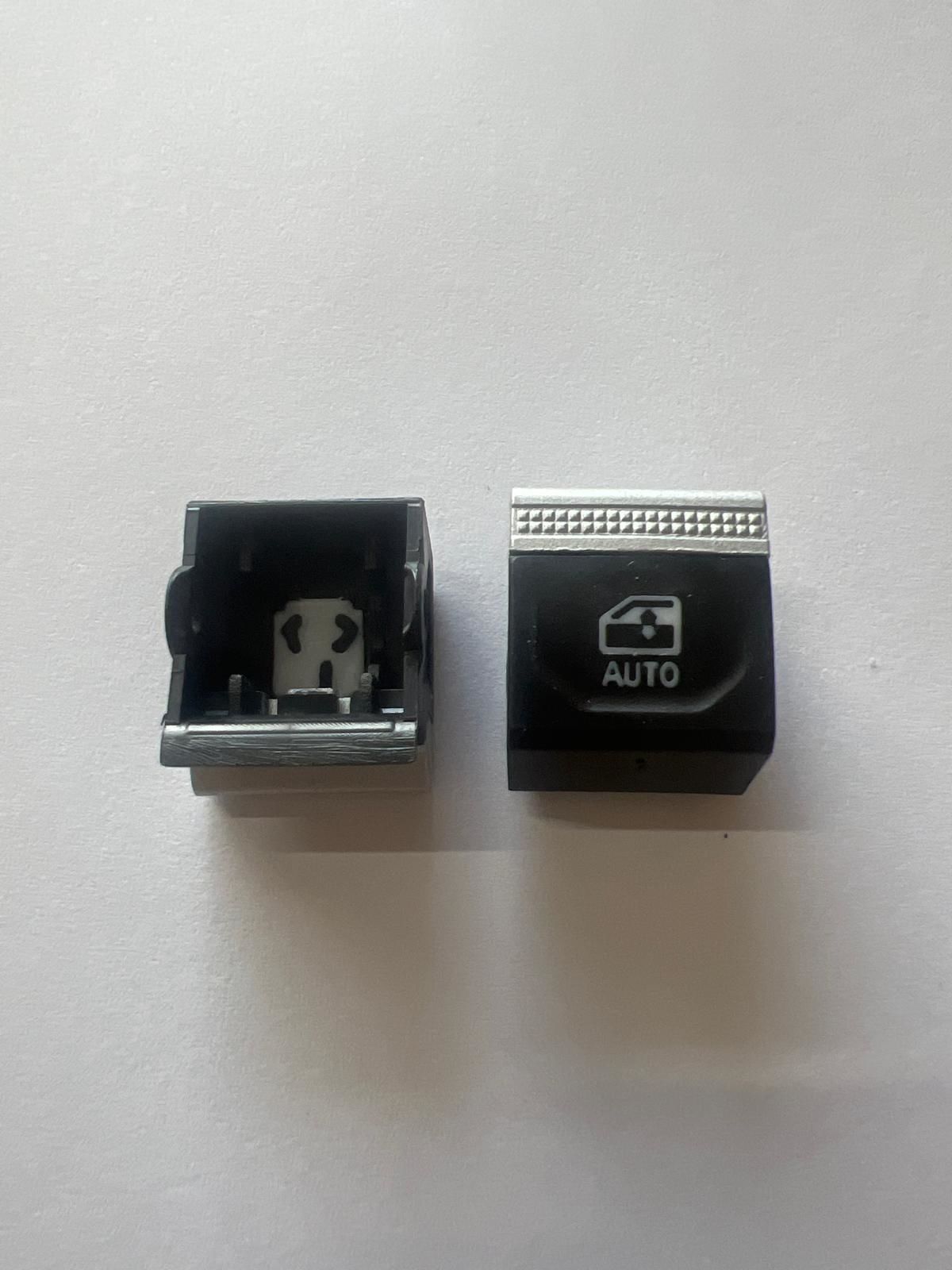 Renault Clio 5 Cam Açma Düğme Tuşu Gri 254000005R.7