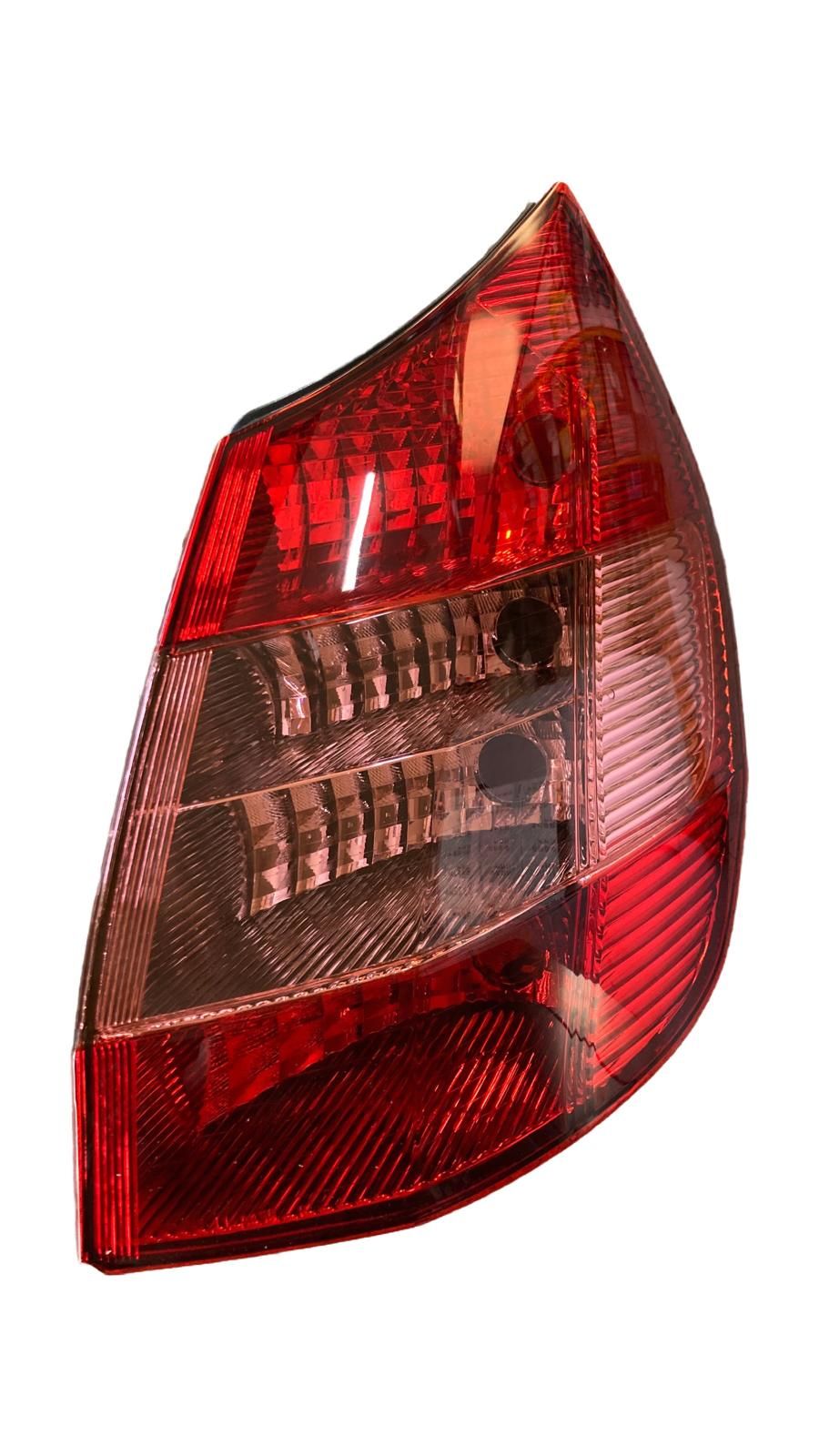 Scenic II Sağ Pembe Stop Lambası 820012702