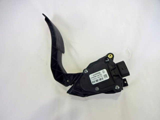 Renault Clio IV Captur Gaz Pedalı 180029347R