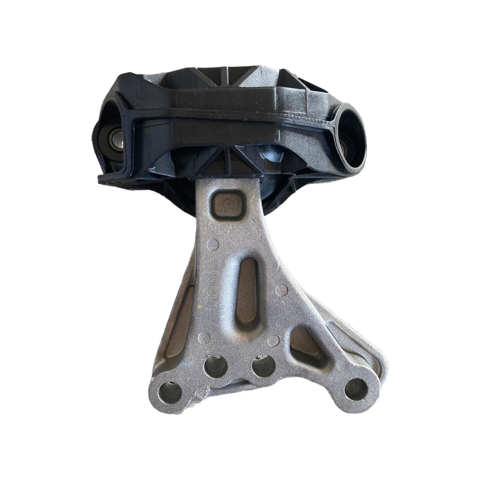 Peugeot-Opel 208/301/2008/Crossland 1.2 Vti Sağ Motor Kulağı 9676780580