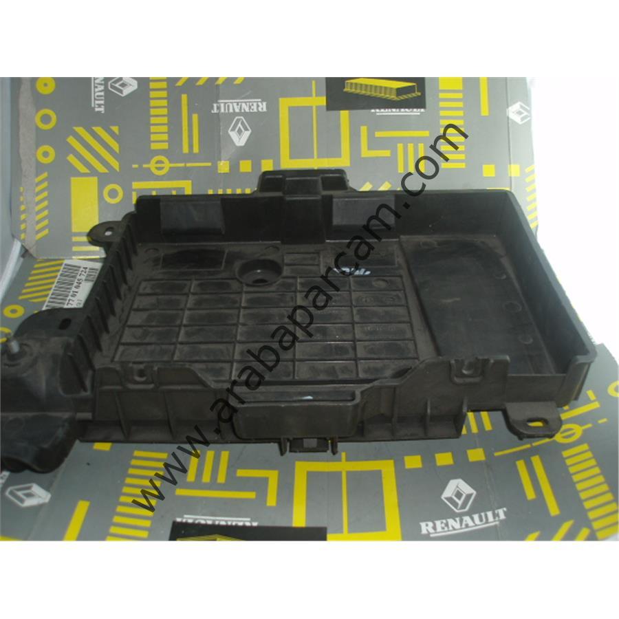 RENAULT MEGANE 2 AKÜ ALT BAKALİTİ 8200166032