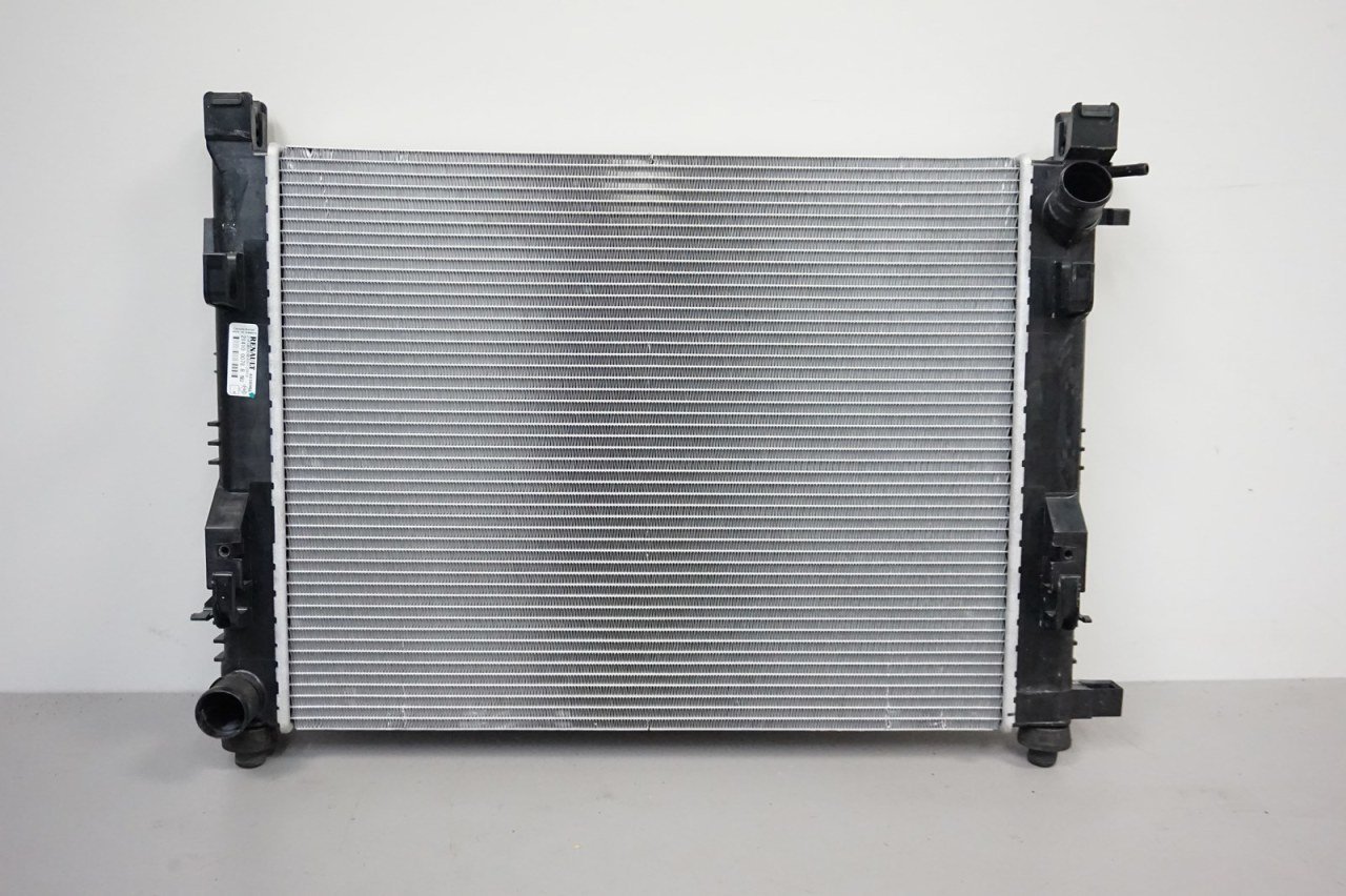Renault Clio IV Su Radyatör 214100078R