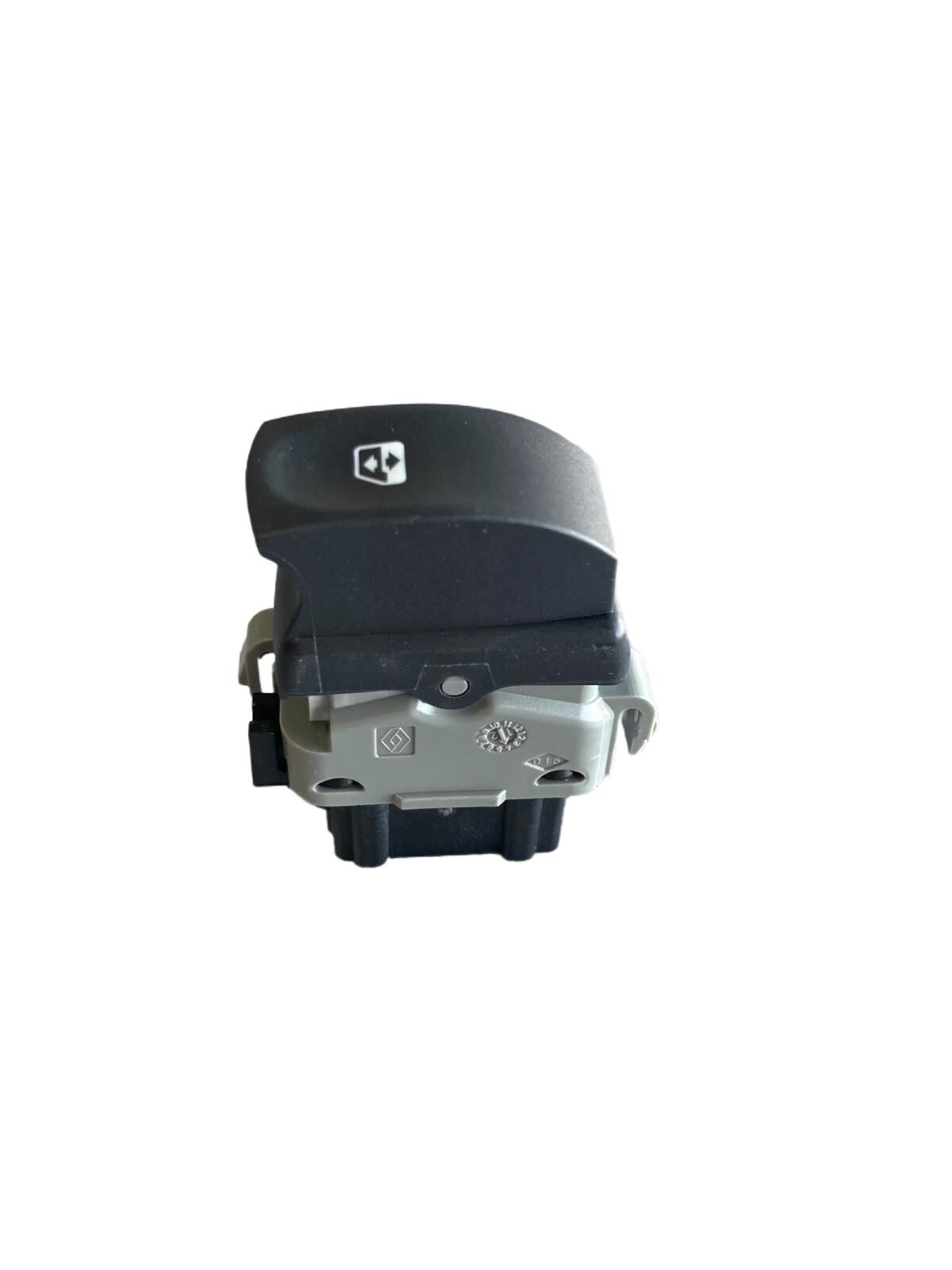 RENAULT CLİO 3 TEKLİ SAĞ ÖN CAM AÇMA DÜĞMESİ 8200214936