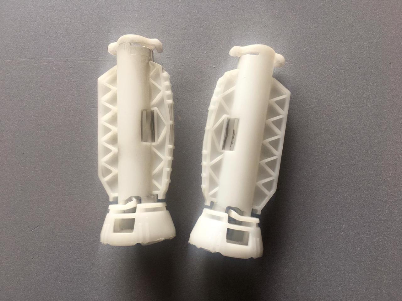 Renault R9 R19 R21 Koltuk Başlık Burcu 7701204234