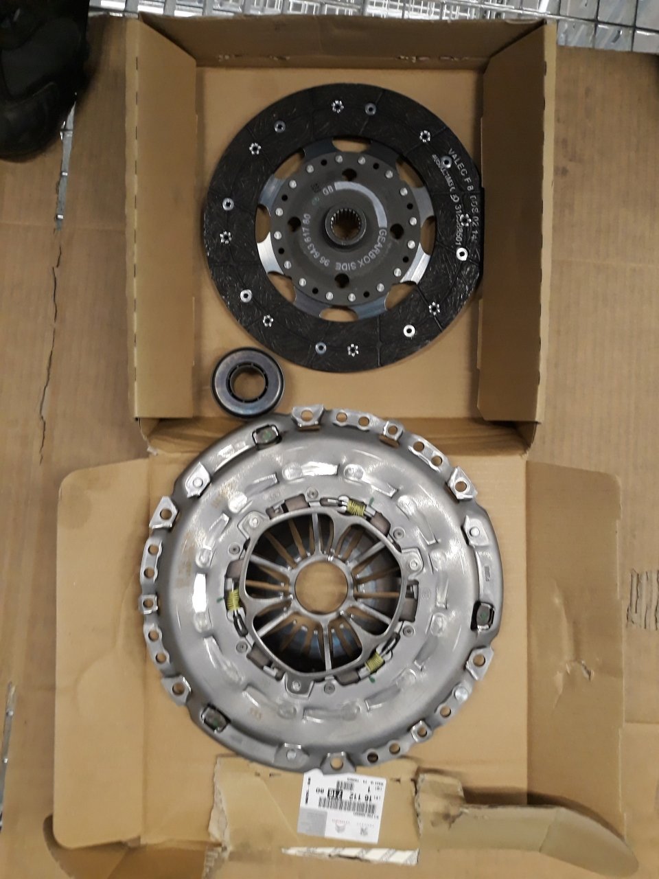 Peugeot Debriyaj Seti 307/407/C4/607/807 2.0 Dizel 2052.N1 1611271680