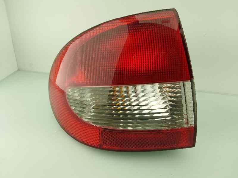 Renault Megane, 1 Sol Dış Stop Lambası 7700428058