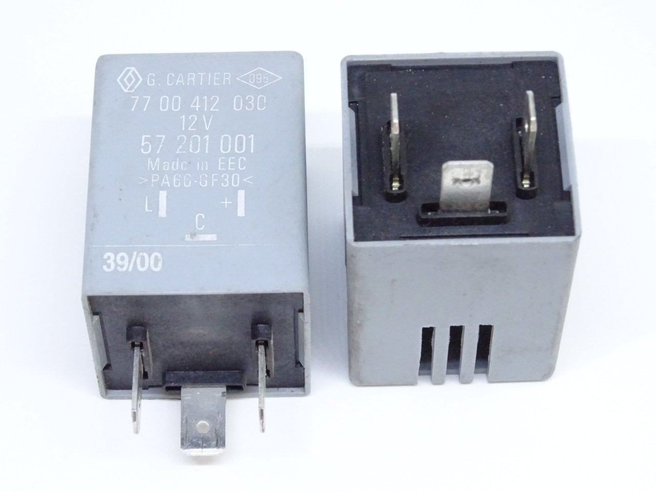 Renault Megane R9 Laguna Açık Kapı İkaz Rolesi 7700412030